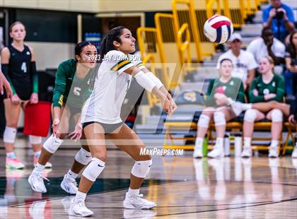 Thumbnail 1 in Valley Catholic @ Jesuit photogallery.