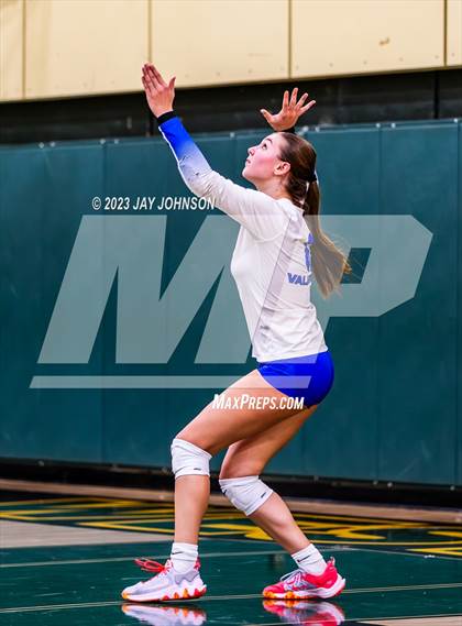 Thumbnail 1 in Valley Catholic @ Jesuit photogallery.