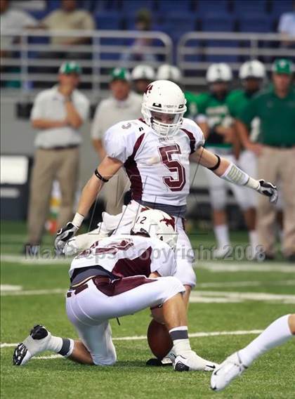 Thumbnail 1 in Brownwood vs Burnet (Texas Football Classic) photogallery.