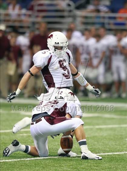 Thumbnail 3 in Brownwood vs Burnet (Texas Football Classic) photogallery.