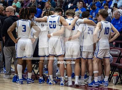 Thumbnail 3 in Quincy vs. Belleville East (IHSA 4A Regional Championship) photogallery.