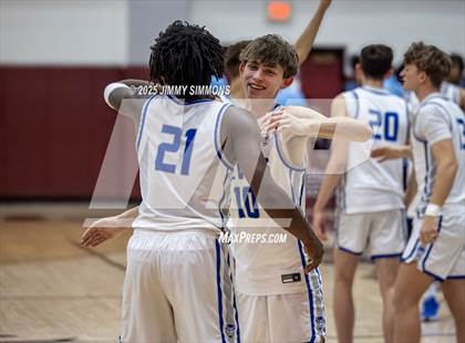 Thumbnail 1 in Quincy vs. Belleville East (IHSA 4A Regional Championship) photogallery.