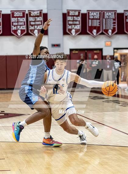 Thumbnail 1 in Quincy vs. Belleville East (IHSA 4A Regional Championship) photogallery.