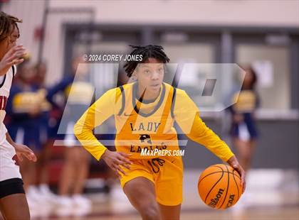 Thumbnail 3 in Eagle's Landing vs Warner Robins photogallery.
