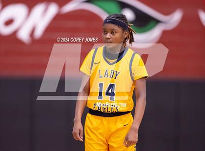 Thumbnail 1 in Eagle's Landing vs Warner Robins photogallery.
