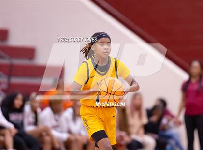 Thumbnail 3 in Eagle's Landing vs Warner Robins photogallery.