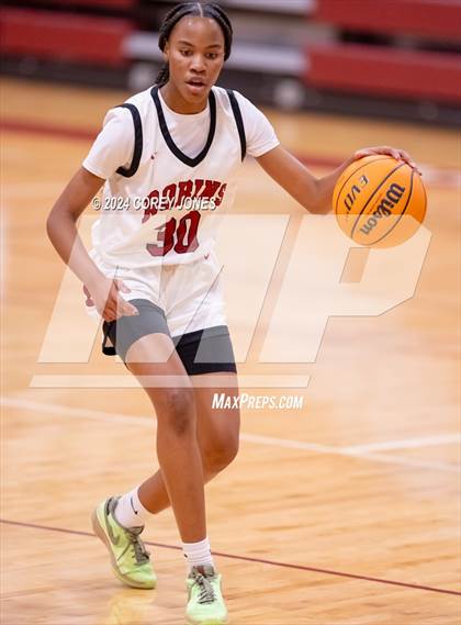Thumbnail 2 in Eagle's Landing vs Warner Robins photogallery.