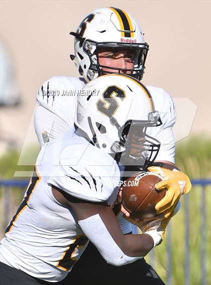 Thumbnail 1 in Saguaro vs. Faith Lutheran (Polynesian Classic) photogallery.