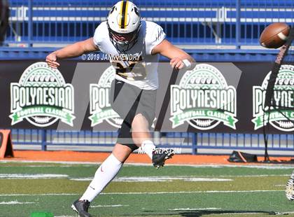Thumbnail 3 in Saguaro vs. Faith Lutheran (Polynesian Classic) photogallery.