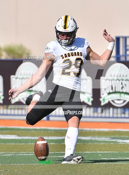 Thumbnail 3 in Saguaro vs. Faith Lutheran (Polynesian Classic) photogallery.