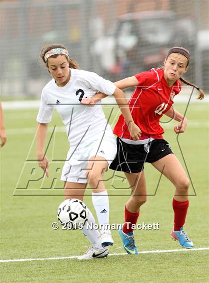 Thumbnail 1 in West vs. Maize (KSHSAA 6A Third Place Playoff) photogallery.