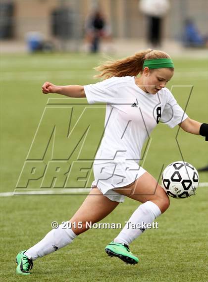 Thumbnail 2 in West vs. Maize (KSHSAA 6A Third Place Playoff) photogallery.