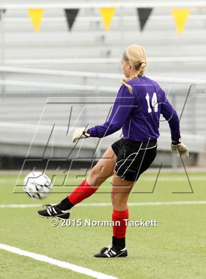 Thumbnail 3 in West vs. Maize (KSHSAA 6A Third Place Playoff) photogallery.
