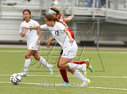 Thumbnail 1 in West vs. Maize (KSHSAA 6A Third Place Playoff) photogallery.