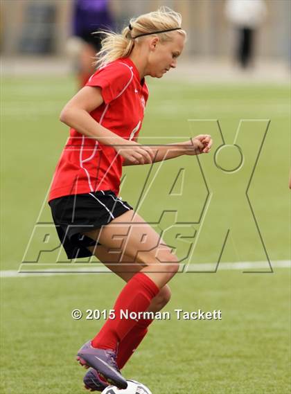Thumbnail 2 in West vs. Maize (KSHSAA 6A Third Place Playoff) photogallery.