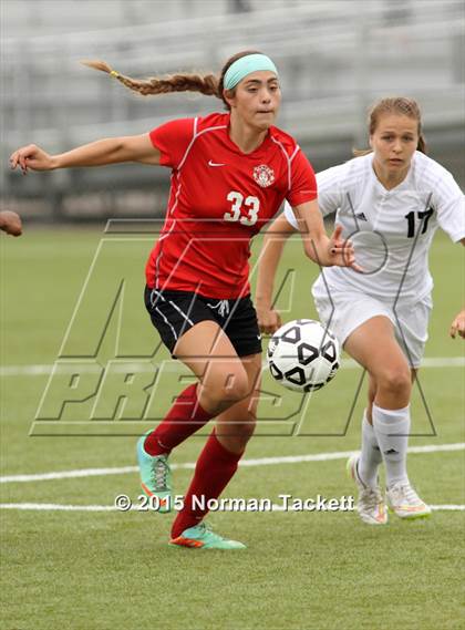Thumbnail 2 in West vs. Maize (KSHSAA 6A Third Place Playoff) photogallery.