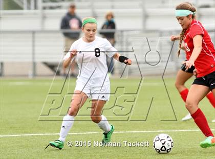 Thumbnail 1 in West vs. Maize (KSHSAA 6A Third Place Playoff) photogallery.