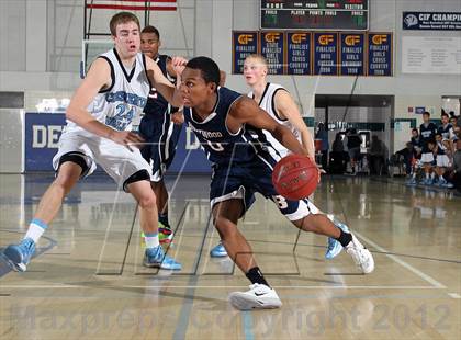 Thumbnail 3 in Crescenta Valley vs Brentwood (MaxPreps Holiday Classic) photogallery.