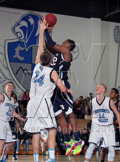 Thumbnail 2 in Crescenta Valley vs Brentwood (MaxPreps Holiday Classic) photogallery.