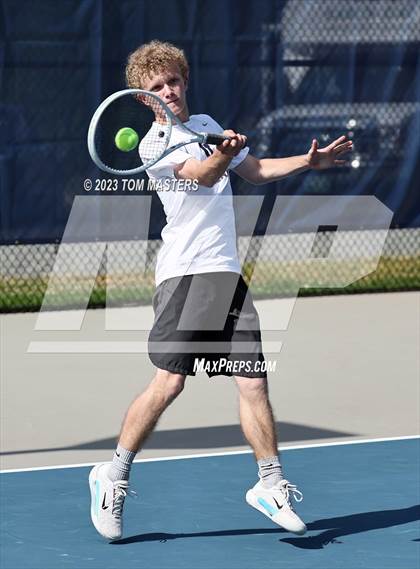Thumbnail 3 in Rabun Gap-Nacoochee @ Charlotte Latin (NCISAA 3A 2nd Round) photogallery.
