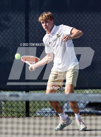 Thumbnail 3 in Rabun Gap-Nacoochee @ Charlotte Latin (NCISAA 3A 2nd Round) photogallery.