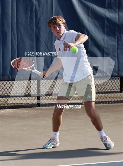 Thumbnail 3 in Rabun Gap-Nacoochee @ Charlotte Latin (NCISAA 3A 2nd Round) photogallery.