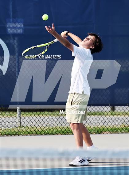 Thumbnail 3 in Rabun Gap-Nacoochee @ Charlotte Latin (NCISAA 3A 2nd Round) photogallery.
