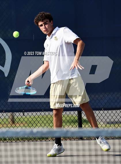 Thumbnail 3 in Rabun Gap-Nacoochee @ Charlotte Latin (NCISAA 3A 2nd Round) photogallery.