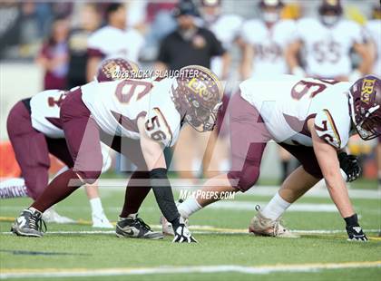 Thumbnail 3 in LeRoy @ Althoff Catholic (IHSA 1A Round 2 Playoff) photogallery.