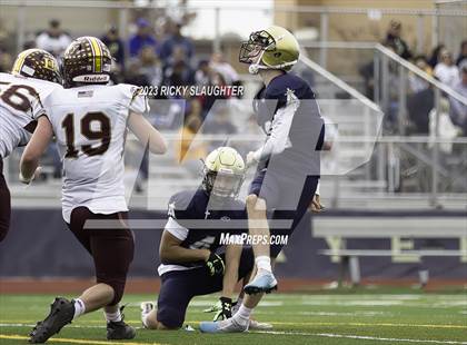 Thumbnail 2 in LeRoy @ Althoff Catholic (IHSA 1A Round 2 Playoff) photogallery.
