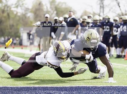 Thumbnail 2 in LeRoy @ Althoff Catholic (IHSA 1A Round 2 Playoff) photogallery.