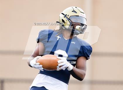 Thumbnail 3 in LeRoy @ Althoff Catholic (IHSA 1A Round 2 Playoff) photogallery.