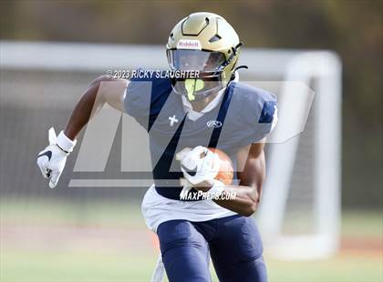 Thumbnail 2 in LeRoy @ Althoff Catholic (IHSA 1A Round 2 Playoff) photogallery.