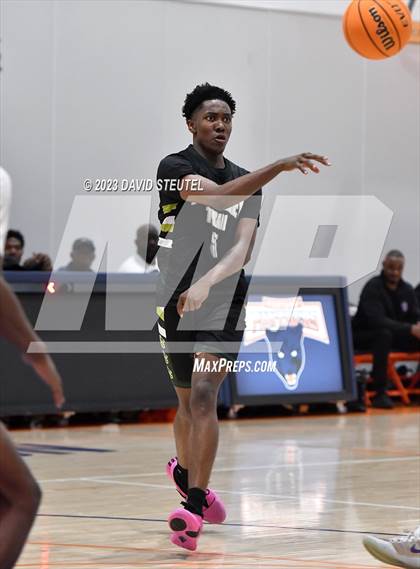 Thumbnail 2 in Monterey Trail vs. Sacramento (Fortune Showcase) photogallery.