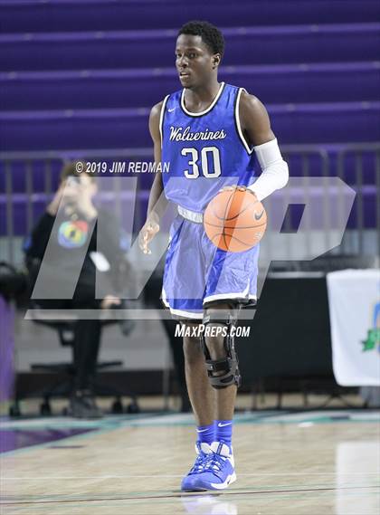 Thumbnail 3 in Roman Catholic vs. Vashon (City of Palms Classic) photogallery.