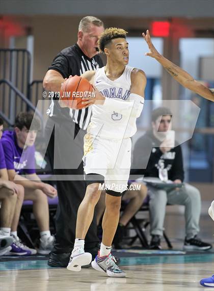 Thumbnail 3 in Roman Catholic vs. Vashon (City of Palms Classic) photogallery.