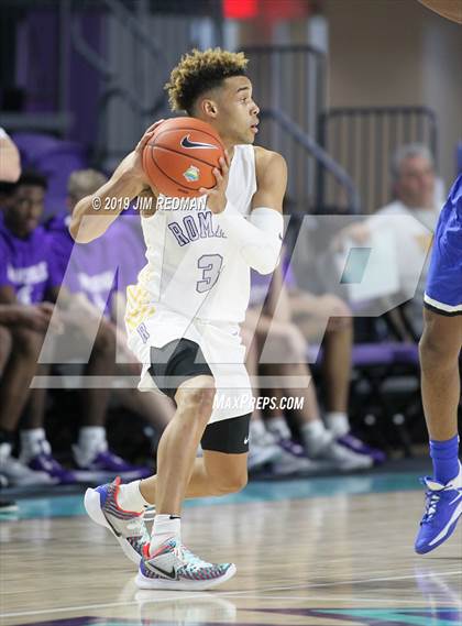 Thumbnail 2 in Roman Catholic vs. Vashon (City of Palms Classic) photogallery.
