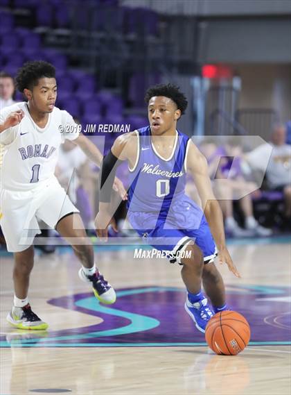 Thumbnail 1 in Roman Catholic vs. Vashon (City of Palms Classic) photogallery.