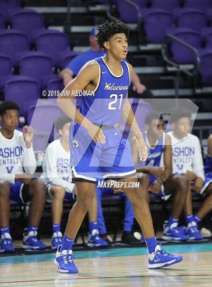Thumbnail 1 in Roman Catholic vs. Vashon (City of Palms Classic) photogallery.
