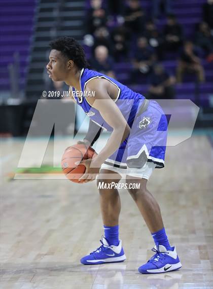 Thumbnail 1 in Roman Catholic vs. Vashon (City of Palms Classic) photogallery.
