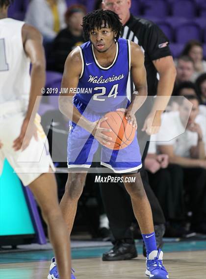 Thumbnail 1 in Roman Catholic vs. Vashon (City of Palms Classic) photogallery.