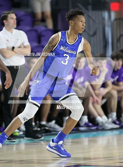 Thumbnail 3 in Roman Catholic vs. Vashon (City of Palms Classic) photogallery.