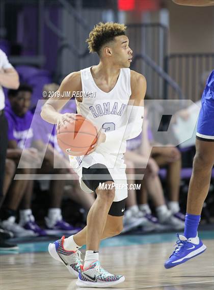 Thumbnail 3 in Roman Catholic vs. Vashon (City of Palms Classic) photogallery.