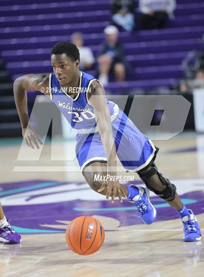 Thumbnail 3 in Roman Catholic vs. Vashon (City of Palms Classic) photogallery.
