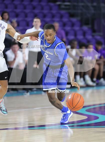 Thumbnail 3 in Roman Catholic vs. Vashon (City of Palms Classic) photogallery.
