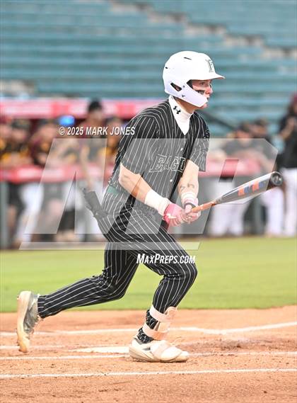 Thumbnail 3 in Salpointe Catholic vs. Flagstaff (AIA 4A Final) photogallery.