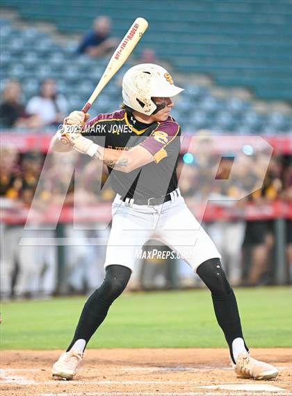 Thumbnail 3 in Salpointe Catholic vs. Flagstaff (AIA 4A Final) photogallery.