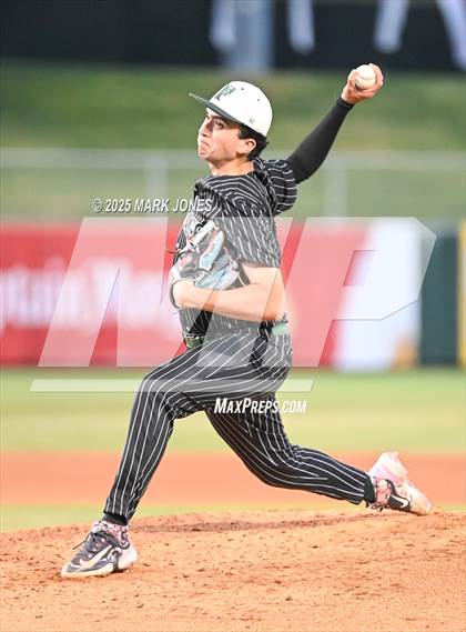Thumbnail 2 in Salpointe Catholic vs. Flagstaff (AIA 4A Final) photogallery.