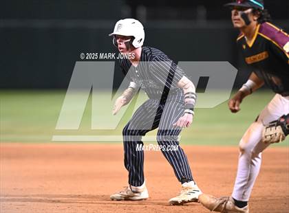 Thumbnail 2 in Salpointe Catholic vs. Flagstaff (AIA 4A Final) photogallery.