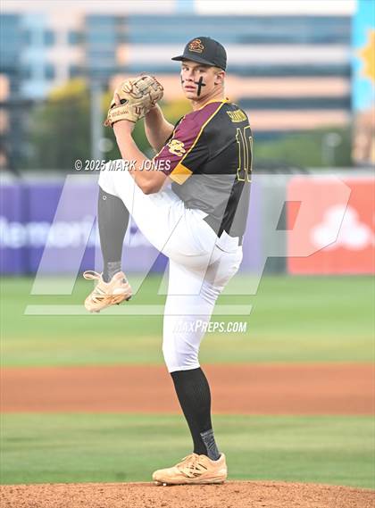 Thumbnail 3 in Salpointe Catholic vs. Flagstaff (AIA 4A Final) photogallery.